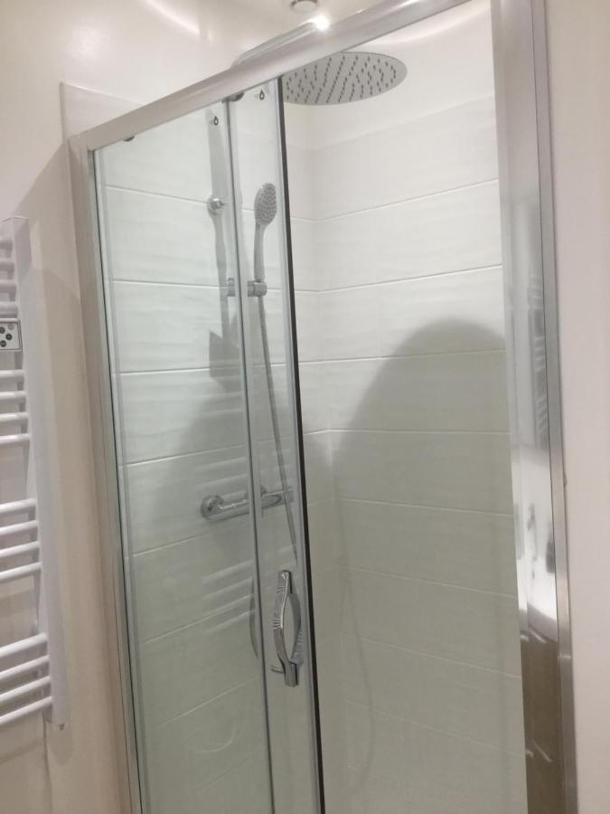 3 Chambres En Lit Double, 6 Personnes, Dans Appartement Entierement Renove, 70 M2 , Wifi,Climatisation, Tres Calme , Tout Equipe,Lit Bebe Clermont-Ferrand Exteriér fotografie